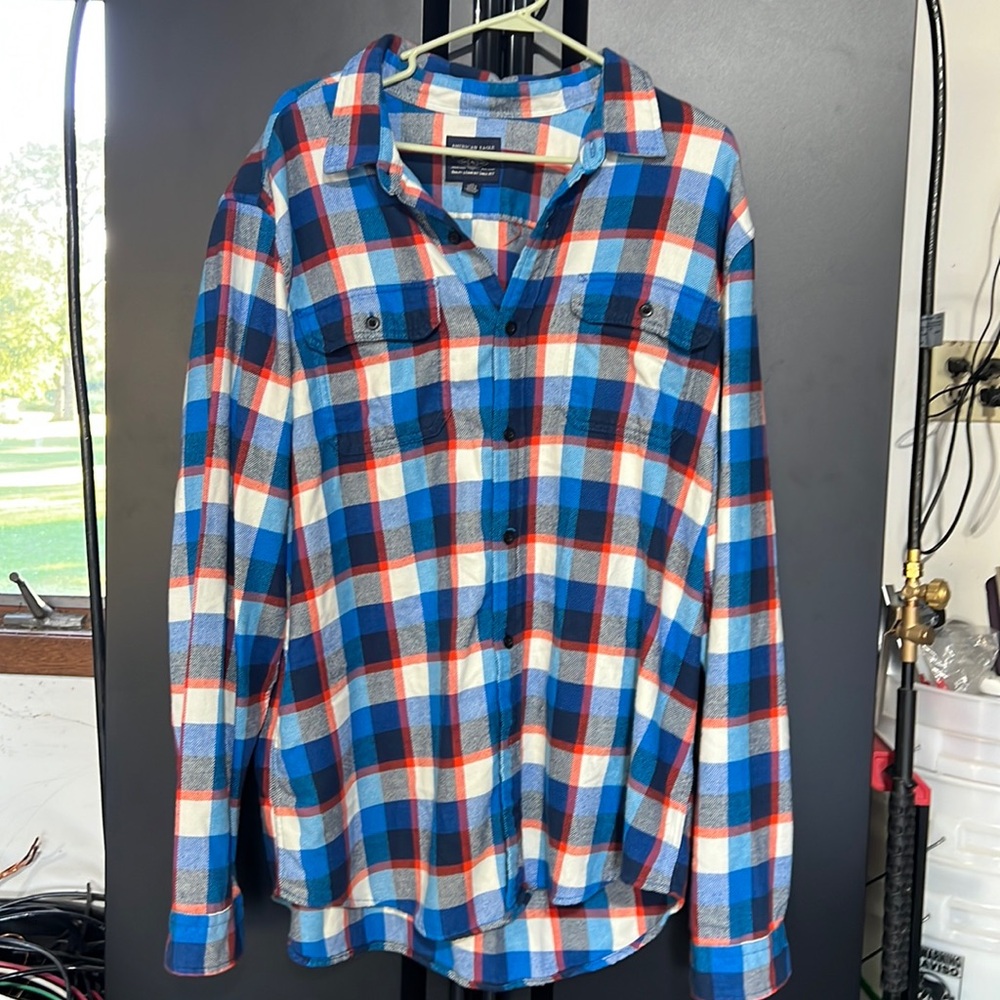 Men’s American eagle flannel shirt size XXL EUC